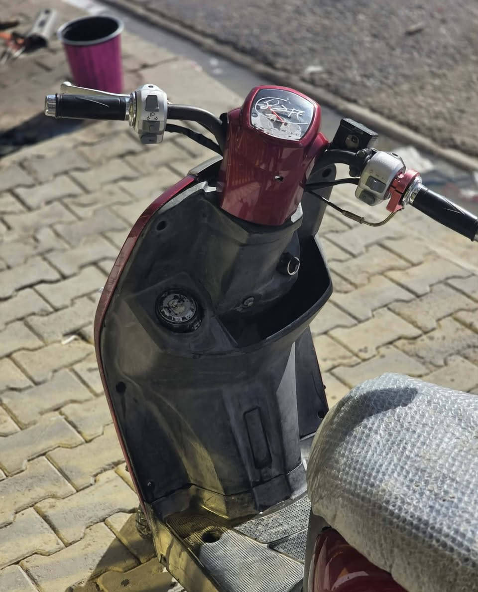 السلام عليكم للبيع بوليسي
 
مكينه مفتوحه فقط ولفات مبدل بس شرط شلعه ومعدل ناعمه كلش
بوشهـ49بلادي سلف باتري كهربائيات كله شغال 
مكاني نجف حي ميسان 

                    السعر💸575💸وبيها مجال 

هــ***********
