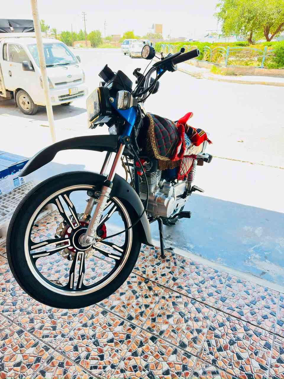 دراجه سافان 200cc
دراجه مرقمه واسط باسمي

دراجه بعدهه بحاله الوكاله 

سعر خاص رجائاً 

جاملغ شاده تحوير 
لبلادي موجود 

مكاني  واسط الدبوني 

***********
