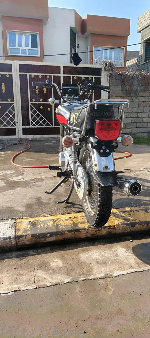 السلام عليكم ... موطور نامه برو غطاس موديل 2025 محرك شرط ما مفتوح نظافة جدام العين... السعر 625 🔒قفل ...الرقم ***********
