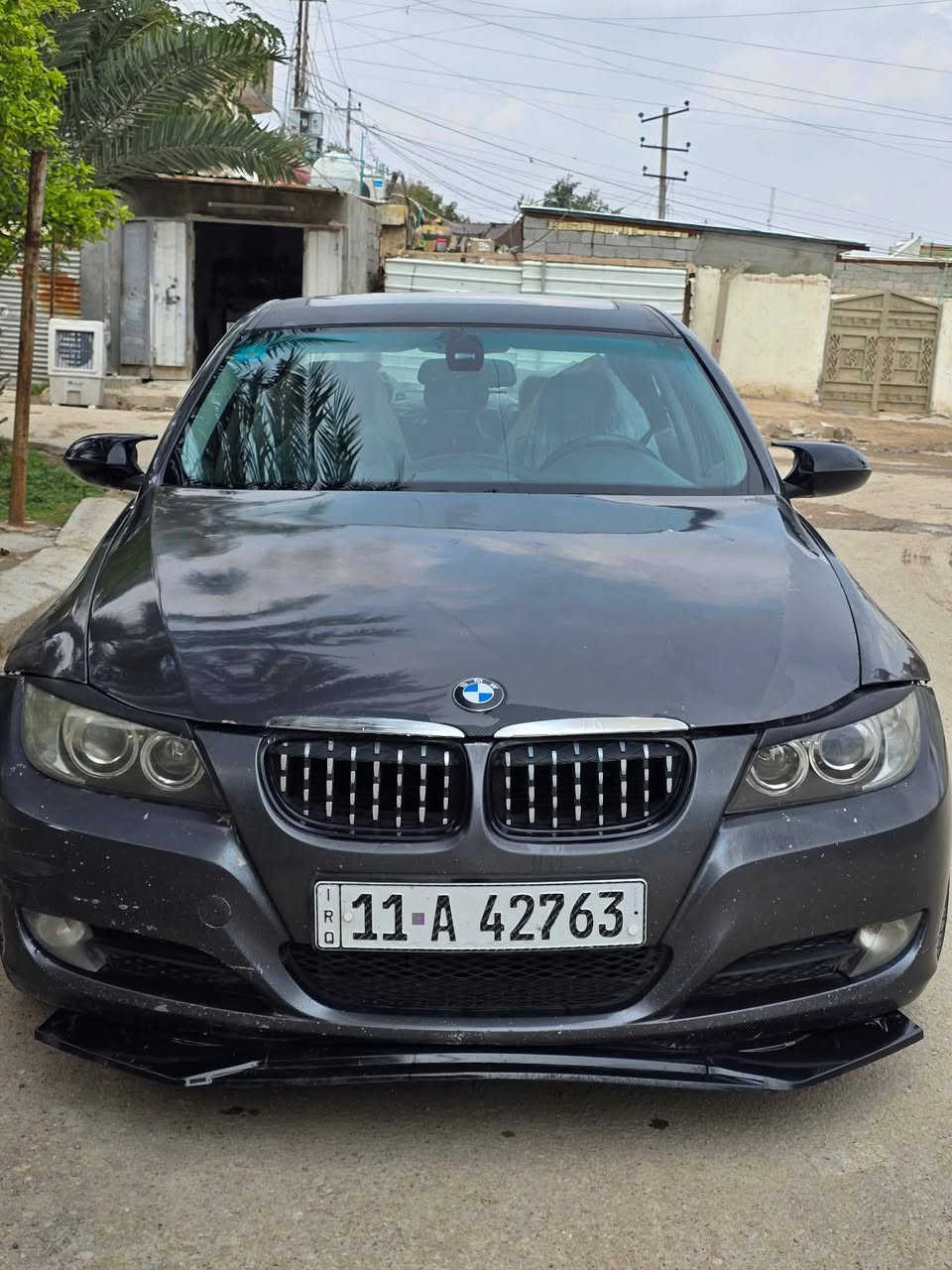 السلام عليكم 
E90  مديل 2008  مكينه n54  
السياره بيه صبغ حزام وايرباك الدؤكه وراجع سستم  ماشيه تقريبا 140 كيلو  تبريد شغال صدر جديد كير جديد جوينات مي هواء نوزلات فيت بم كله جديد وجاهزه للاخير 
بيهه بعض النواقص
الصدر الخلفي جديد لكن بيه طبه اعتقد بسبب الويل لان ١٨ جبير
وبيهه واحد من التيربوات بيه ليك بسيط وبيهه كم مكان بيه جراد 
 لكن السياره فول نشاط وشلعه ومعدل رهيب غرفتهه جديده داخل نظيف المكينه صافيه 
للبيع او مراوس 
السعر 77 وبيهه مجال بسيط 
مكاني بغداد الكماليه 
***********
