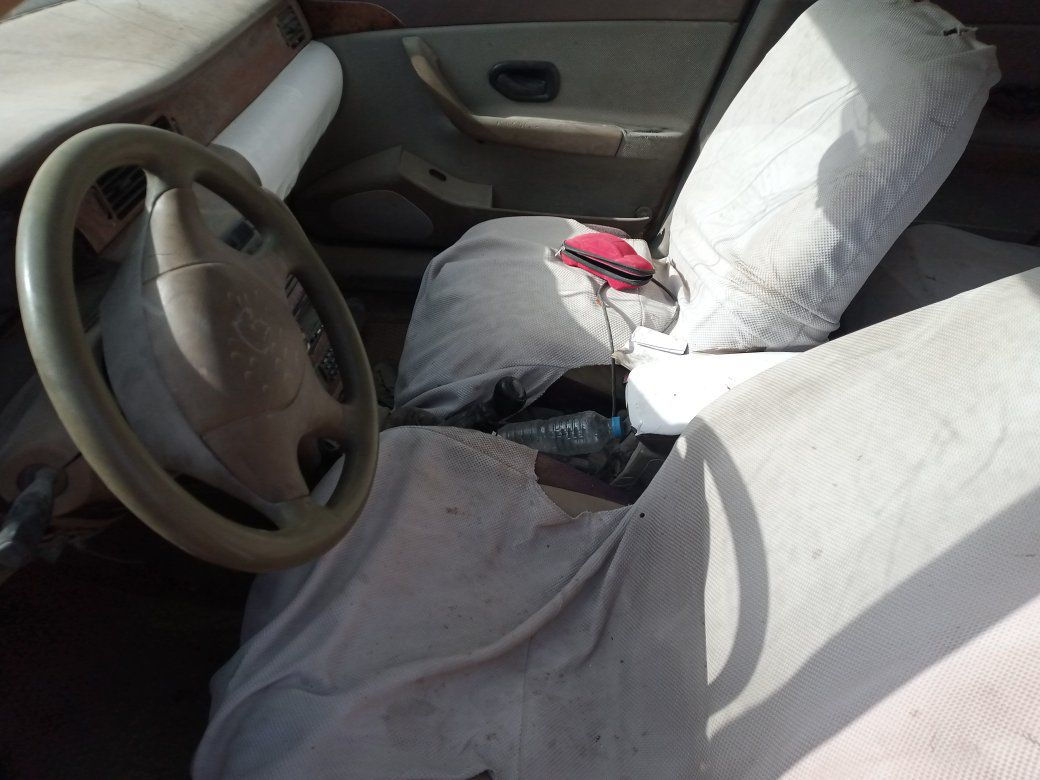 السلام عليكم سمند للبيع كوم حديد مكينه كايمه بس تشتغل نكره كير مكفول ،،،،سنويه صاله 3تشهر من صقطت خط وبحث بيه ،،،رقم واسط راعيه موجود بس ماواصلينه السعر 10ورقات وبيه مجال حك الجيه *********** مكاني دوانيه السكان غيرمتواجد على الفيس
