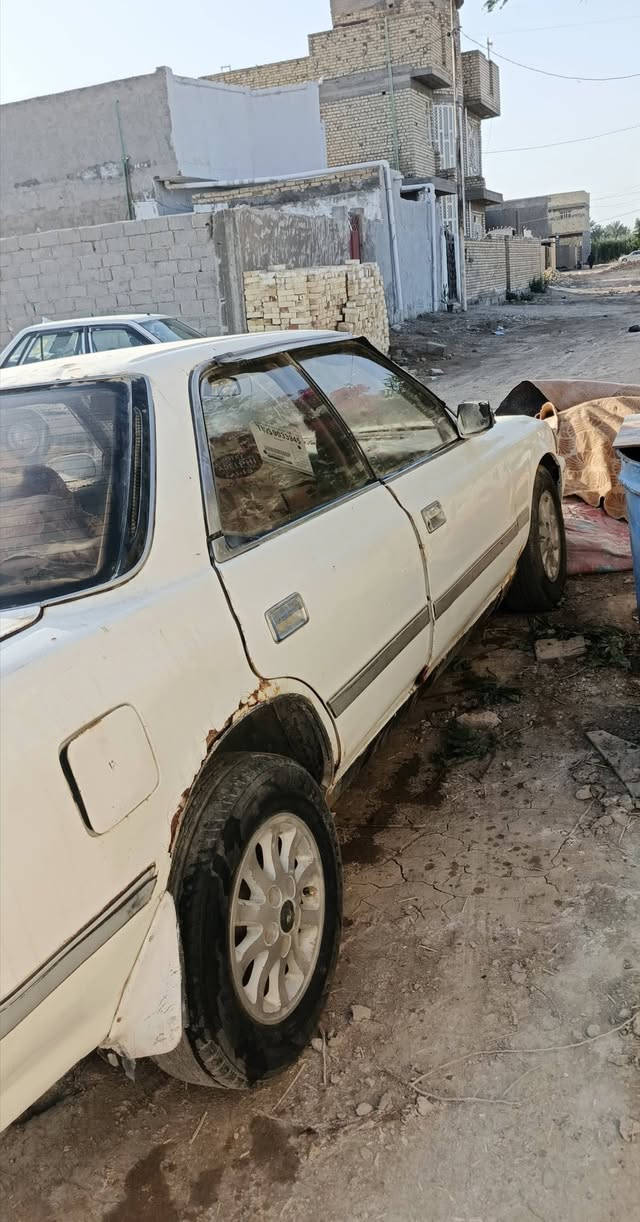 السلام عليكم ورحمة الله وبركاته
سبب الوعود والنفوس الضعيفه اعيد النشر 
 للبيع سياره محركه كايم
عوزه تجفيت اول ماطلع بيه صوت
تركته  صارله فتره متروكه
كيره مابي شي
بيه شويه خياسات الي بصور 
ملاحضه سنويه ساقطه
كفاله من الكص ونقل جثه
مشروع وطني 
سعر 16 قفل 
 مكانه بابل قضاء القاسم مالك السياره في كربلاء  
للاستفسار الاتصال على الرقم
***********
