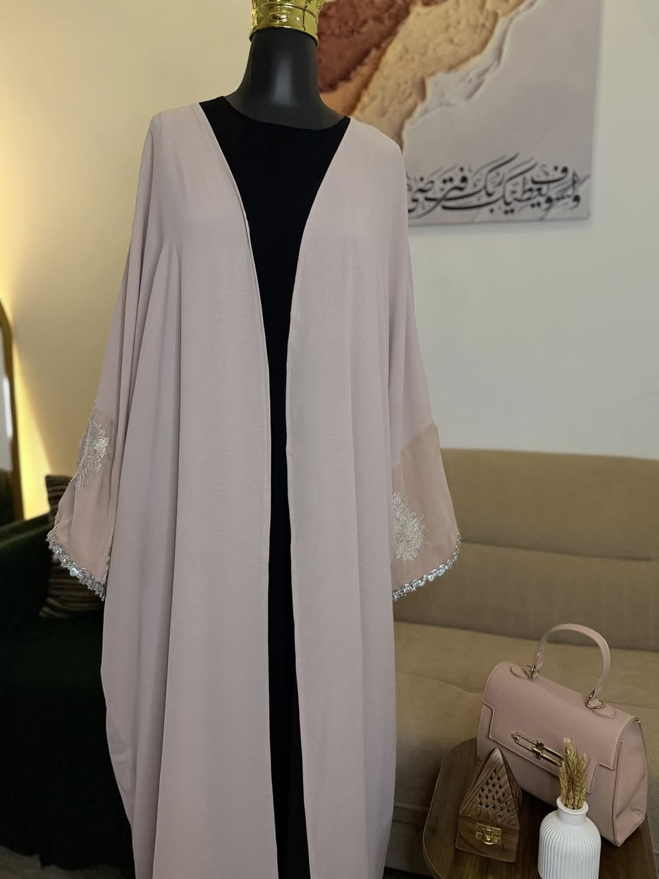 افخم القطع الكويتيه تلكوها يمي👑
#للحجز #والاستفسار #واتساب ‭٠٧٧٧ ٢٣٤ ٨٢٩٥‬ 
#متوفر #توصيل #جميع #محافظات #العراق 🚗🚗🚗
