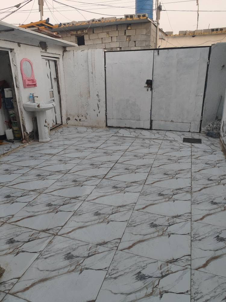 بيت حواسم المساحه 120 حي العسكري السايدين قرب جامع باب المغفره الاستفسار  *********** اتصال واتساب عمارة, ميسان
