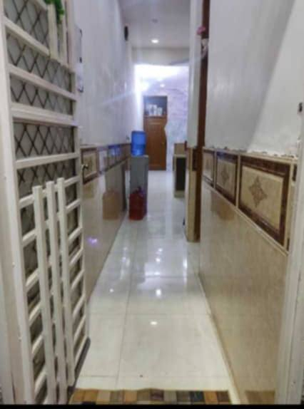 🔹مشتمل حديث مقدم88 بالخاجية🔹
🔹رقم الاعلان (137)
::::::::::::::::::::::::::::::::::
🔹المنطقة:-8000
🔹نوع العقار:-مشتمل
🔹المساحة:-100م
🔹الوجه:-5م
🔹النزال:-20م
🔹عرض الشارع:- 10م
🔹سنة البناء:-2024
🔹عدد الطوابق:-طابقين
🔹تفاصيل البناء::-
🔹الطابق الاول يتكون من::استقبال  وهول ومطبخ وغرف نوم عدد(1)وصحيات 
🔹الطابق الثاني يتكون من:: غرف نوم عدد (2)
🔹أقرب نقطة::-شارع 40
 
👈و لمزيد من التفاصيل يرجى التعليق (((ب تم)))

او الاتصال على الرقم التالي ***********

👈او زياره مقرنا الكائن في
الخاجية شارع 40 
مجاور الابتسامة الذهبية
