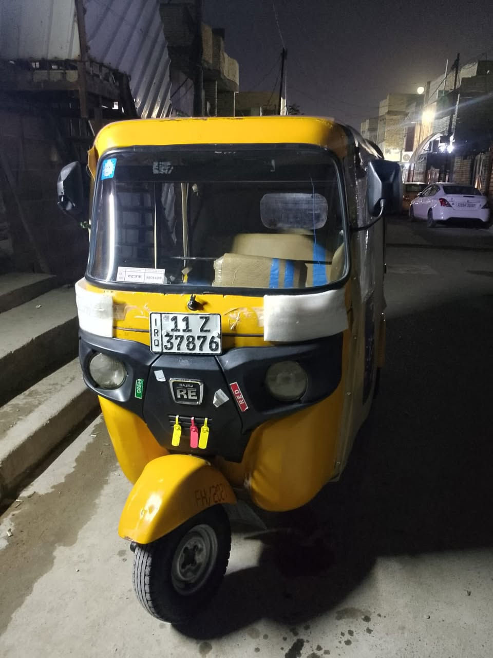 السلام عليكم 
للبيع موديل 19 شهر 11 رقم وسنويه تحويل ثاني يوم مكينه مكفوله من التنقيص ولتبخير كشر بس الدوس معمرات وليم البكلايت شي قليل تعمير ولباقي كفاله تكتك خير من الله جاهزه كبل للشارع
السعر  6 و 100
 مكان بغداد الشعب 
الاتصال ***********
