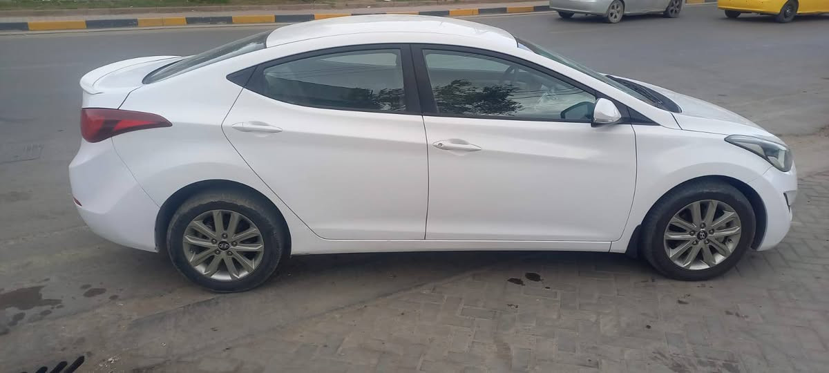 السلام عليكم النتره 2015خليجي مكفوله ماشيه 111كيلو السعر 126مكاني بغداد الكرخ الرقم***********
