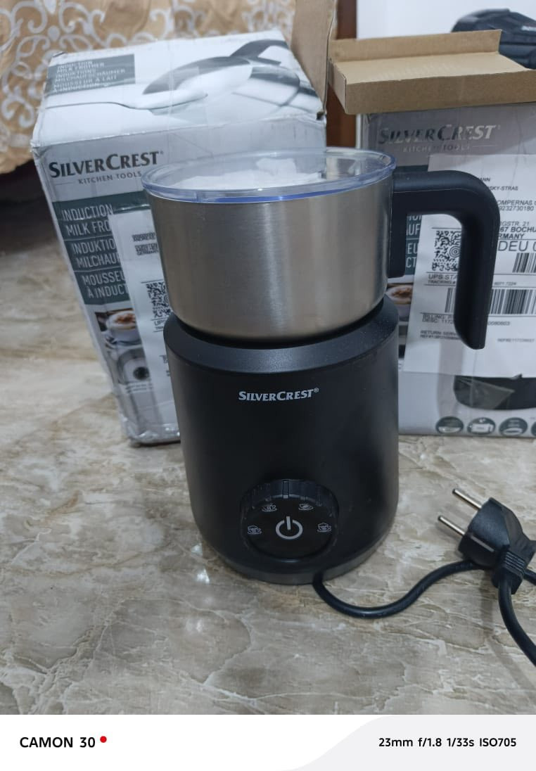 محظرة حليب ورغوة لمس سيلفر كريست ألماني
سعر القطعه ١٠ الف


**إذا كنت صاحب هذا الإعلان وتريد حذفه لأي سبب، رجاءا أرسل رسالة إلى الدعم الفني**