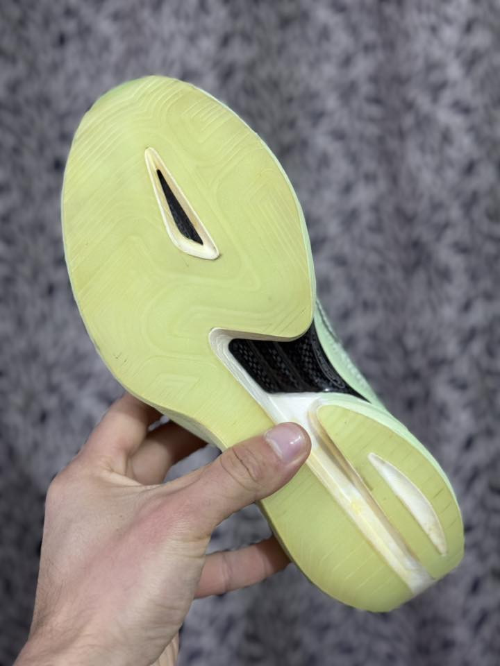 ايريك كاربون فايبر
مستخدم نظافة 100 ب 100
قياس 41 
طول القدم 26 CM
السعر 40 الف
رابط قناه التيليكرام https://t.me/Dokan900

يوجد توصيل كافة المحافظات (5) الف


**إذا كنت صاحب هذا الإعلان وتريد حذفه لأي سبب، رجاءا أرسل رسالة إلى الدعم الفني**