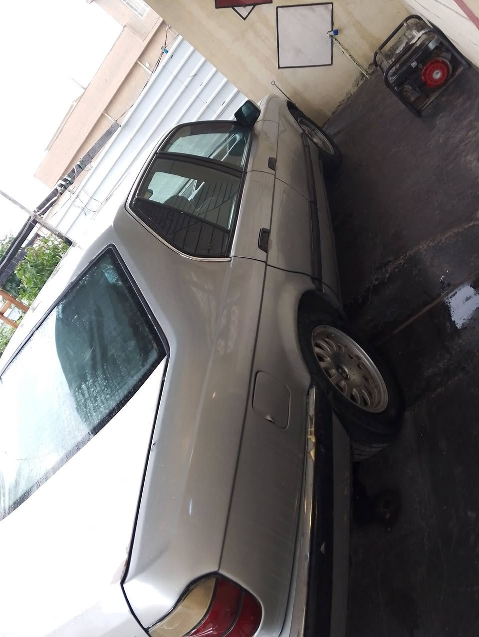 السلام عليكم بي ام 735  كير محرك مكفول مفتوح رقم صلاح الدين مراوس أو بيع حسب قناعه سياره حلوه السعر 38بيه مجال رقم ***********
