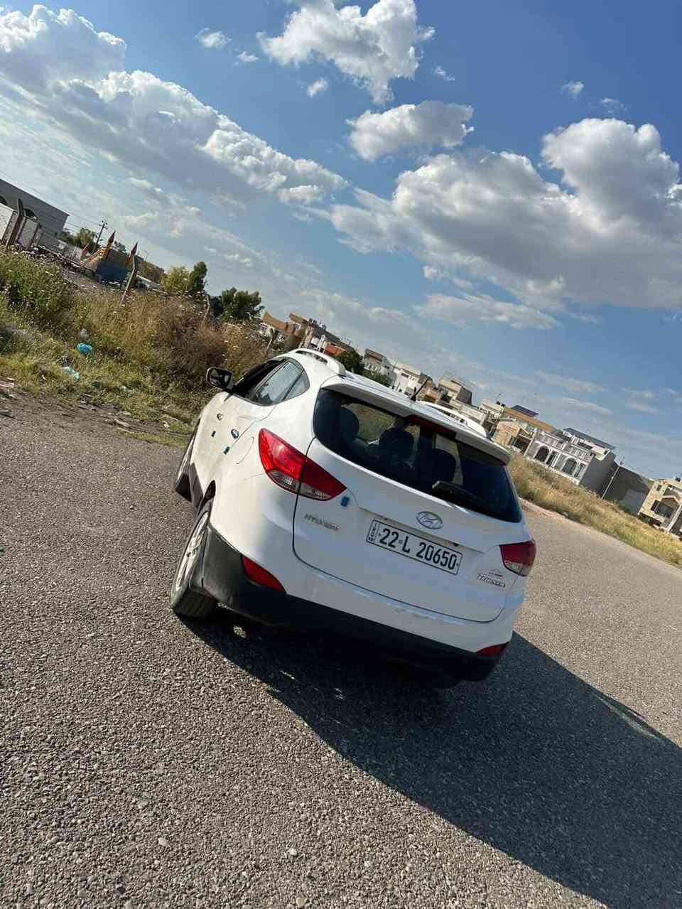 سيارة خليجية 2013 كير ومحرك وتبريد بشرط قطعتين صبوغ سنوية وهزة جديد غرامة 200 الف يسقط من حق السيارة وتحويل شرط *********** أربيل, العراق
