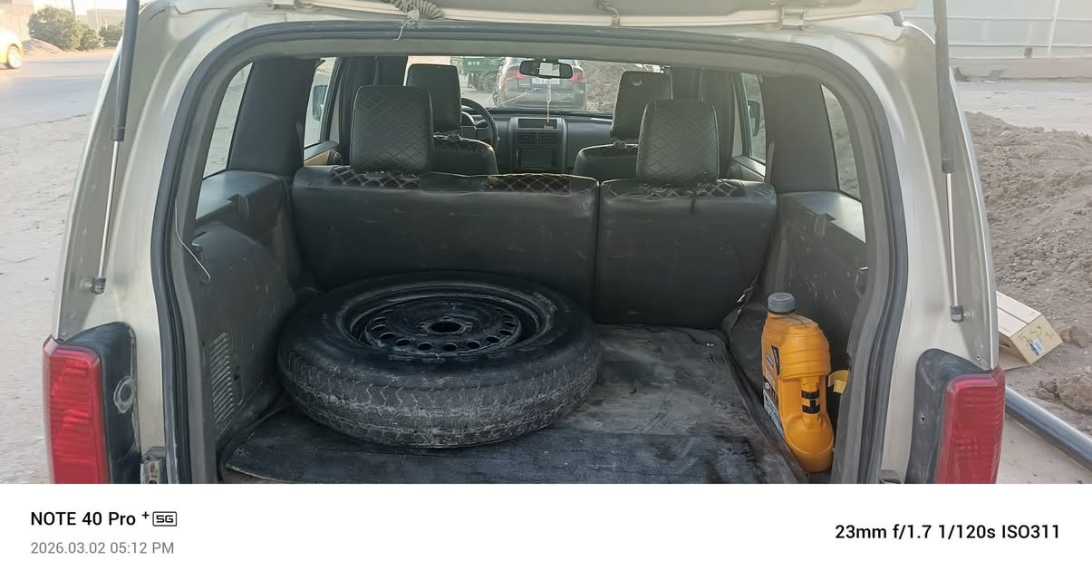 دوج نيترو ٢٠٠٨  هزه جديده بدون ضربه ولاصبغ  محرك جديد كير جديد تبريد ثلج كهربائيات فول منضومه مال غاز حكومه انسى الصرف رايده ٩٣ هذا رقمي ***********
