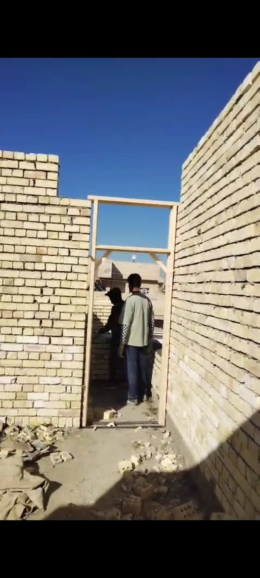 السلام عليكم خلفه بناء طابوق وبلوك شغل درجه اولئ وباشراف مهندسين اشغل بيوميه وعلى الدبل وكباله رقمي *********** خابروني وتدللون رقمي بي واتساب
