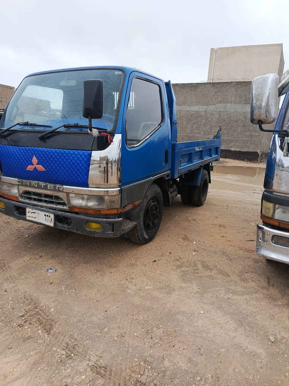 السلام عليكم كنتر للبيع سياره مكفوله مكان كربلاء المقدسه رقم نجف***********
