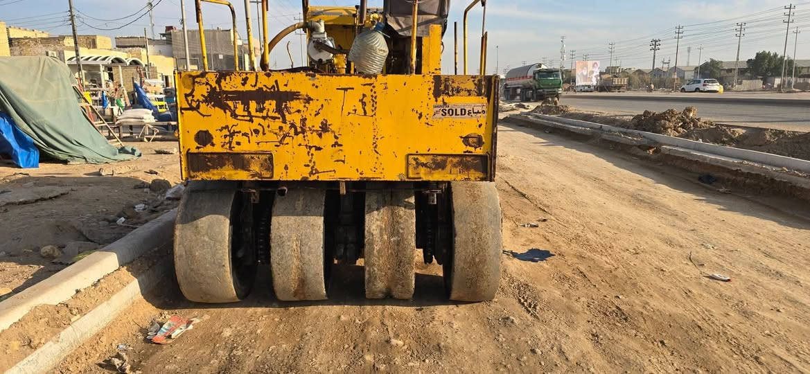 سلام عليكم حادله البيع مكينه ازوزه رقم نجف الماني مكينه جاهزه الشغل *********** السعر ١٤٠
