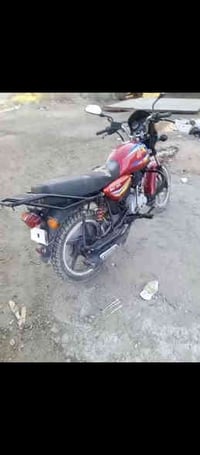 دراجه للبيع بوكسر خمسه قير ودراجه نظيفه محرك ما شاء الله ناعم والسعر 7...