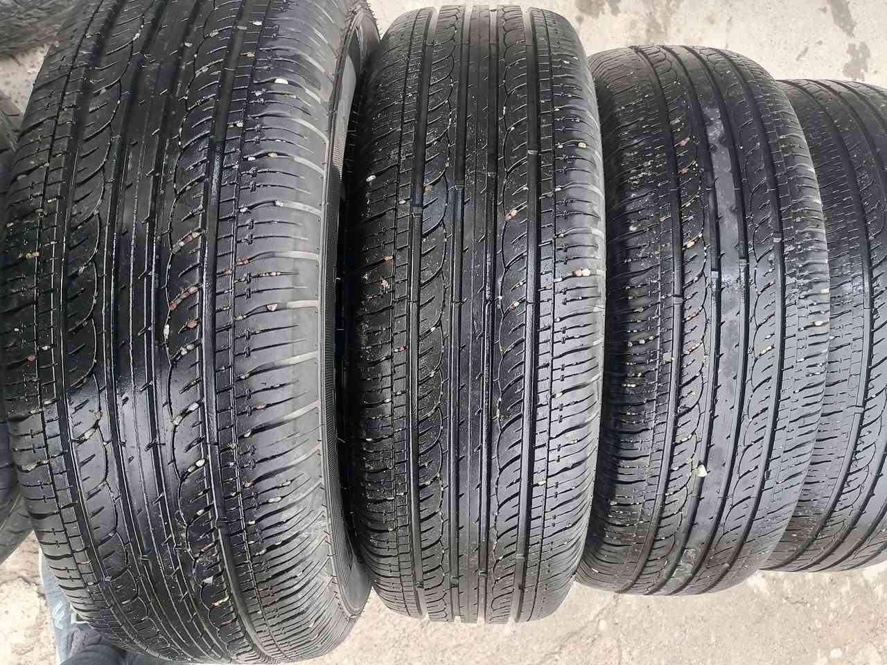 السلام عليكم مرخصت الدمن ويله وتايات حجم 15) 65) 195)انتره افانتي اصلي للبيع او معارض التصال عل ***********) السعر 200
