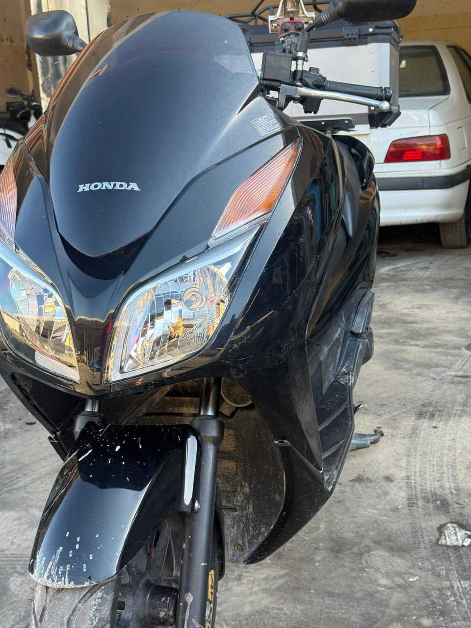 012 للبيع
ماشية 45الف
مكفولة كفالة 
عنواني جسر ديالى القديم 
‏‪***********‬‏
وتساب موجود
