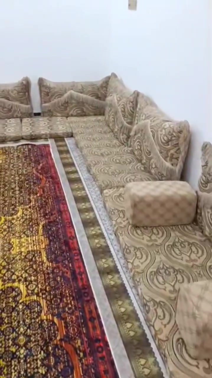 ديوان للبيع سعر 250نضيف يكفي ديوانيه سبع امتار


**إذا كنت صاحب هذا الإعلان وتريد حذفه لأي سبب، رجاءا أرسل رسالة إلى الدعم الفني**