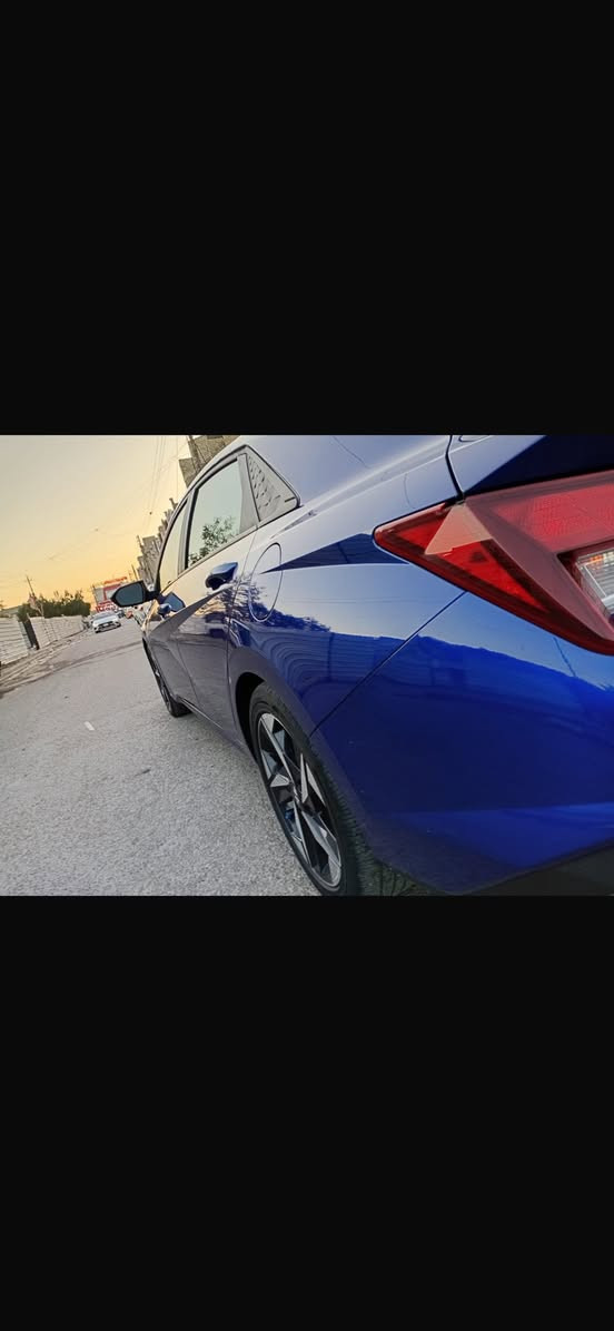 سلام وعليكم
النترا مديل ٢٠٢٥

نص فول 
ماشيه ٣٠٠٠ يعني زيرو 

رقم بغداد 

حادثها بنيد امبدل فقط 

مكانها بغداد البياع 

سعر ب١٦٠ وبيها مجال

رقم ***********
