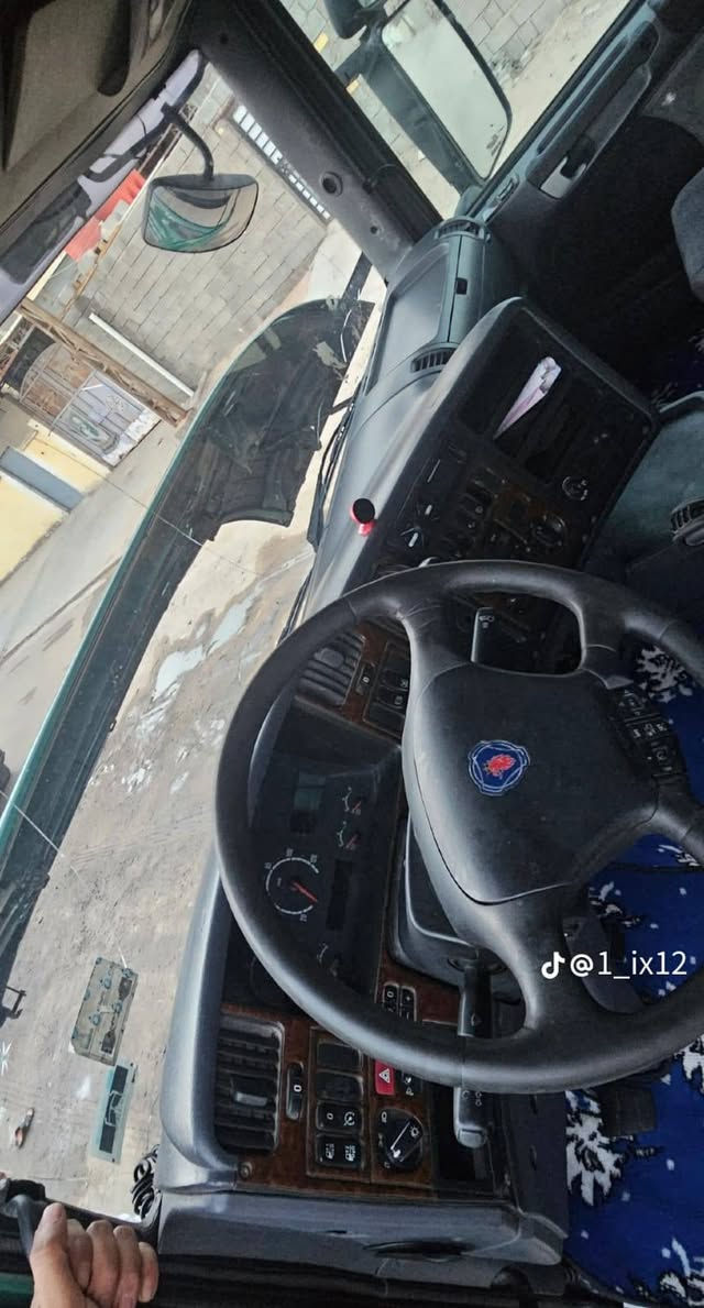 سلام عليكم  أسكانيه للبيع ٢٠٠٥ كفاله مكينه كير شاصي
قماره سياره جاهزه كير ٣×٣ ٩٠٠ مكينه٤٢٠ سوبرين 
باقي المور أتصل على ***********
علمن سنويه نافذه
ابيع بس راس
