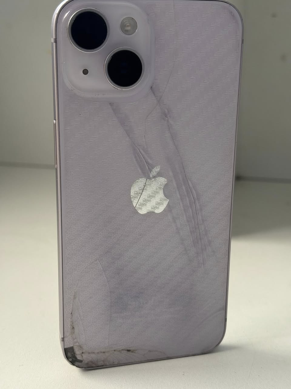 I phone 14 العادي
ذاكرة 128 بطارية 83
مبدل شاشة نوعية زينة وضهر مكسور 
مكاني بغداد ***********
السعر 375
