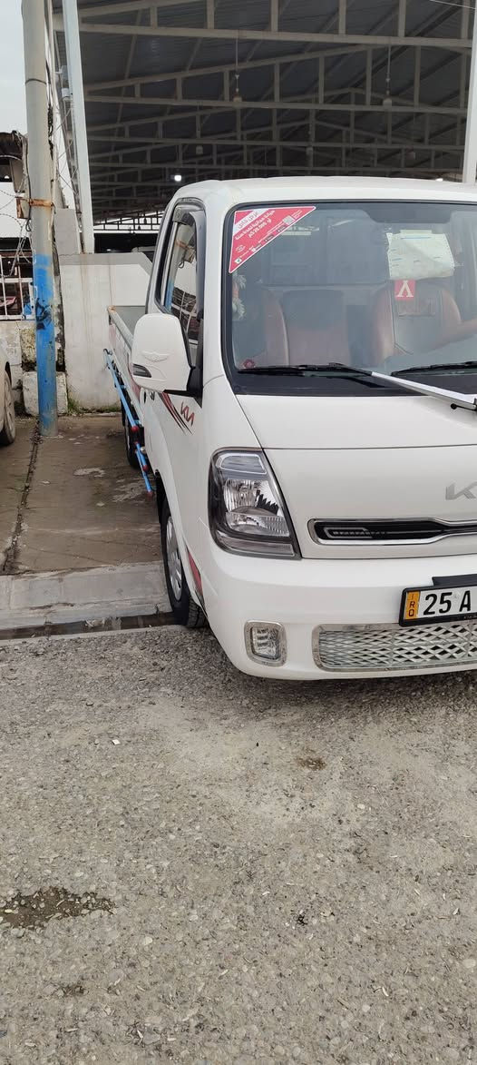 كيه موديل 25 ماشيه 30 ك رقم كركوك  مكان كركوك دوشمه ارضيه وسقف بودي مقلف مكفوله من الدعاميه للدعاميه سعر 175 وبيهه مجال ***********///***********
