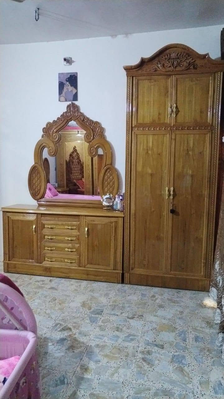 غرفه مستعمله شيء قديم نظافتها 100% استفسار خاص واتساب على هاي الارقام نظيفه كلش يعني ***********,  ***********
