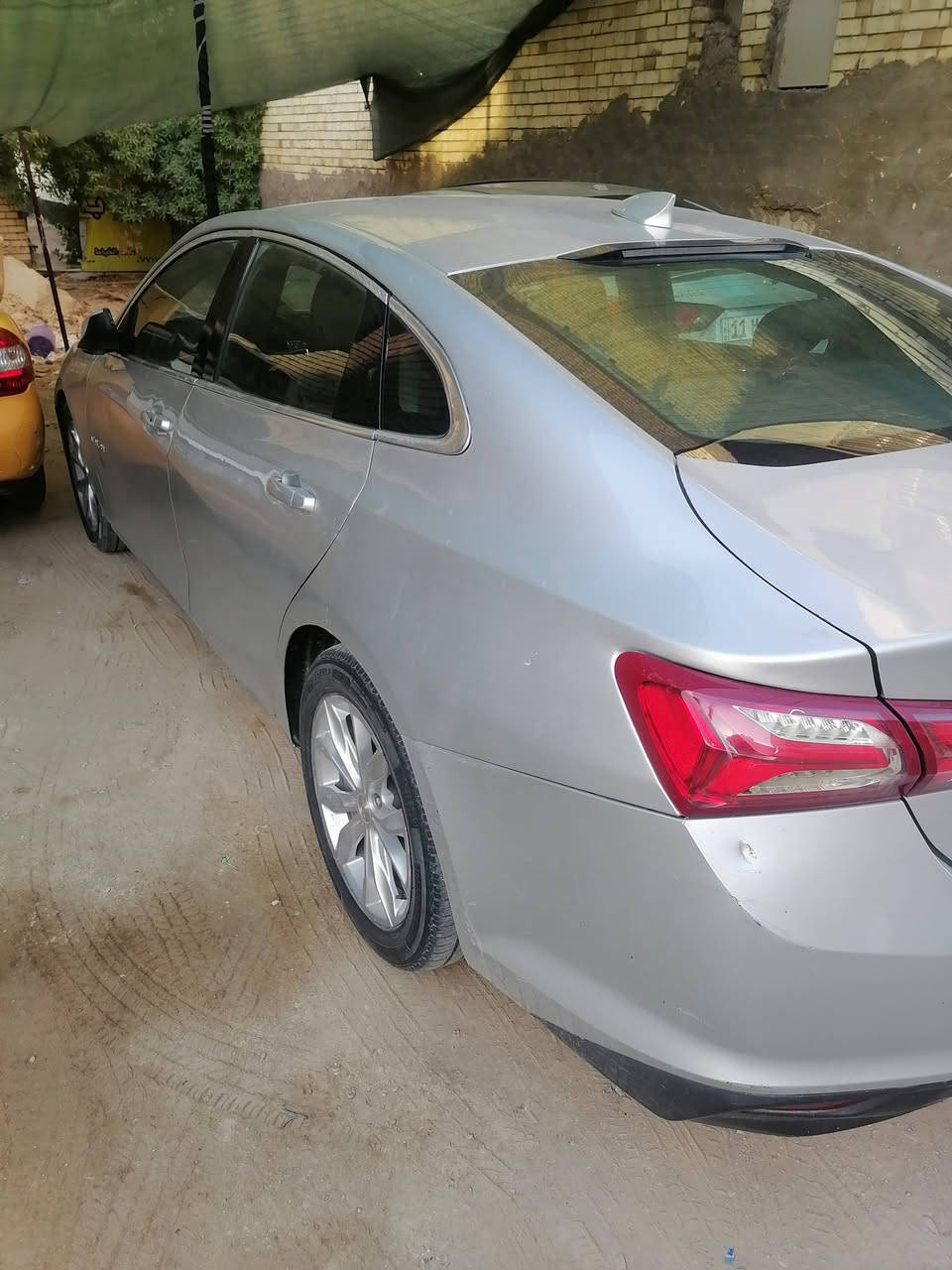 ماليبومديل 20 متجايه وصبغ عام رقم بابل نكليزي السعر 95 او بيها مجال اربع بصمات  قطعتين تبريد  رقم مبايل *********** مكان كربلاء
