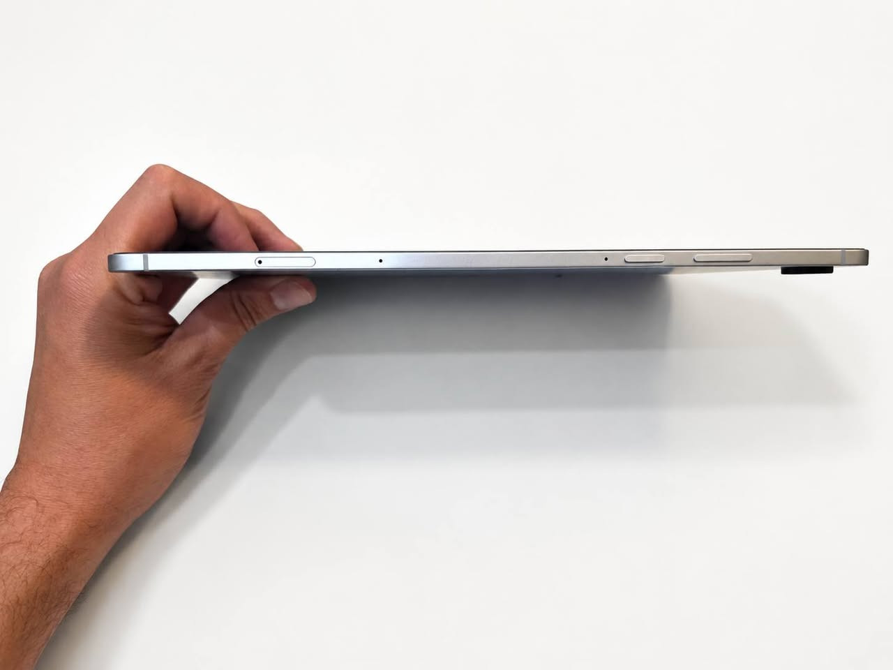 السلام عليكم
Galaxy tab s11
ذاكرة ٢٥٦ مع امكانية اضافة ذاكرة خارجية
نظافة ١٠٠% بدون اي ملاحظات
الملحقات كاملة
مع لاصق شاشة ودرع كاميرا وكفرات عدد ٢
السعر ٨٠٠ 
***********
