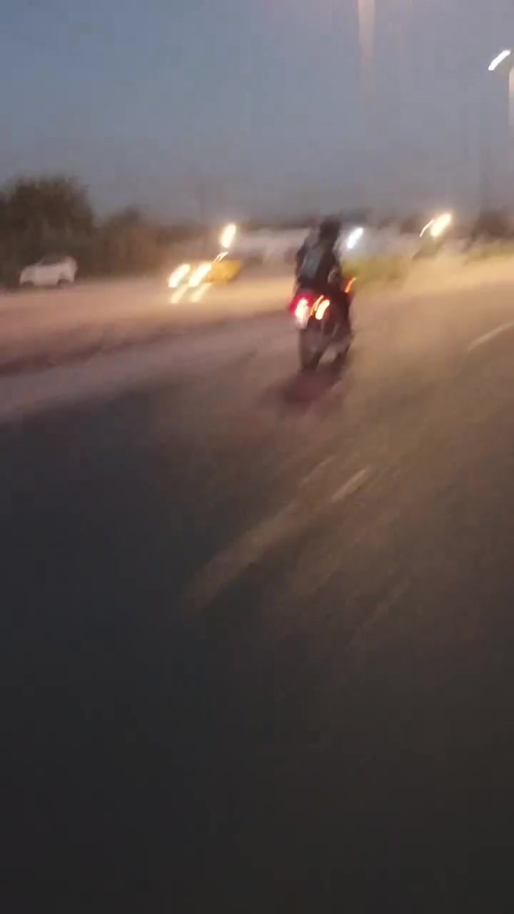 اسلام عليكم شبابنا العزاز للبيع دراجه نازوكي الاصلي الدراجه صارلها سبوعين من طالعه من الوكيل الدراجه معروضه ب٩٥٠ وبيها مجال مكاني بابل والشراي بي خير ويدلل *********** متواجد عل فيس
