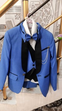 ملابس أطفال • مقاس ٢٥ • للبيع خاص