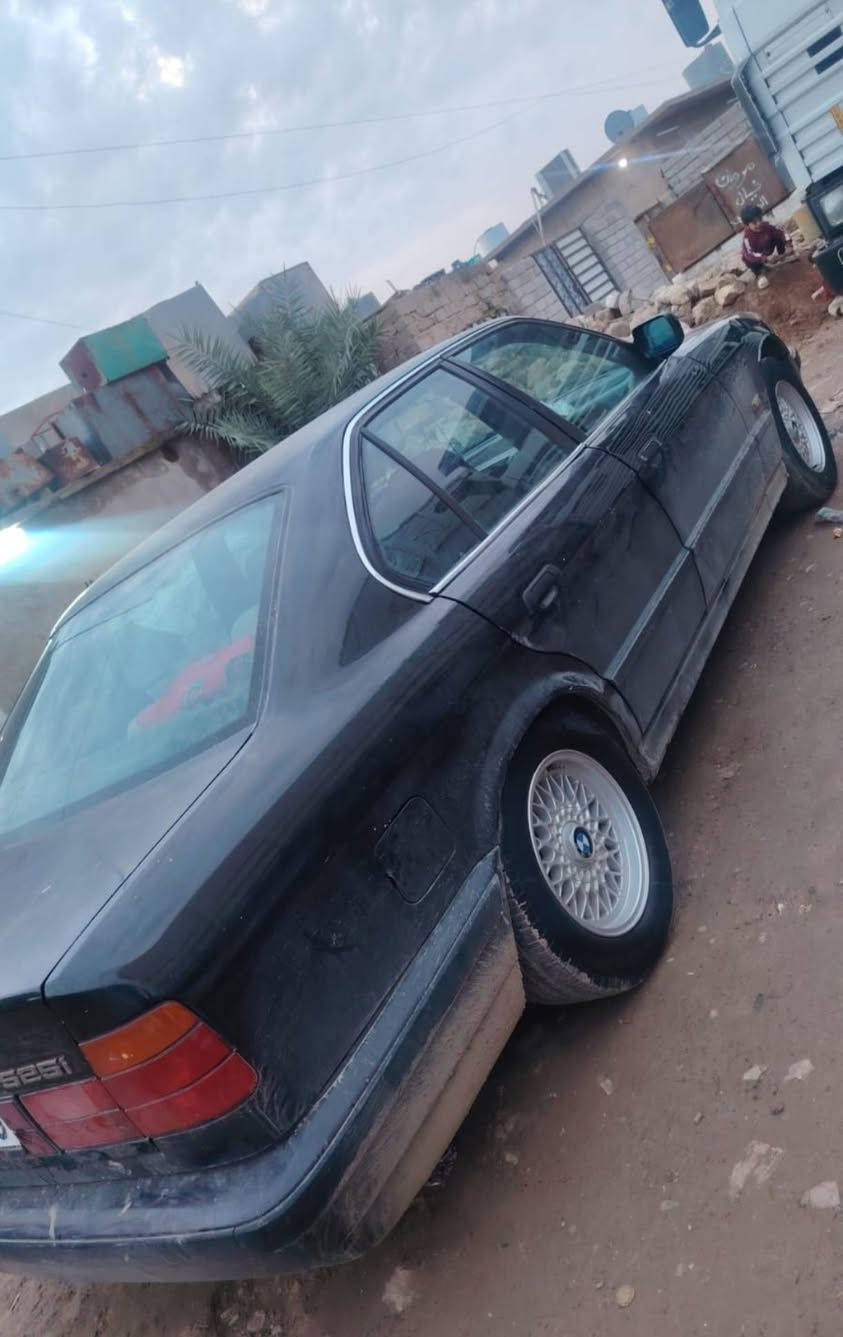 السلام عليكم ورحمة الله وبركاته
للبيع بي ام حجم (525)
كبس تماتيك موديل (91)
كير محرك شرط تتبريد تدفه وظعيت شركه رقم نينوى شرط التحويل أرقام دوالي
قفل مركزي
ويل خليه ليت زينول
كاميره خلفيه شاشه بدشبول
سياره حلوه وجاهزه اخوكم ابوثامر مكلف بنشر العنوان
العنوان موصل للاستفسار التصال
(***********) ☎️ السعر60) 
(***********) ☎️وبي مجال)
