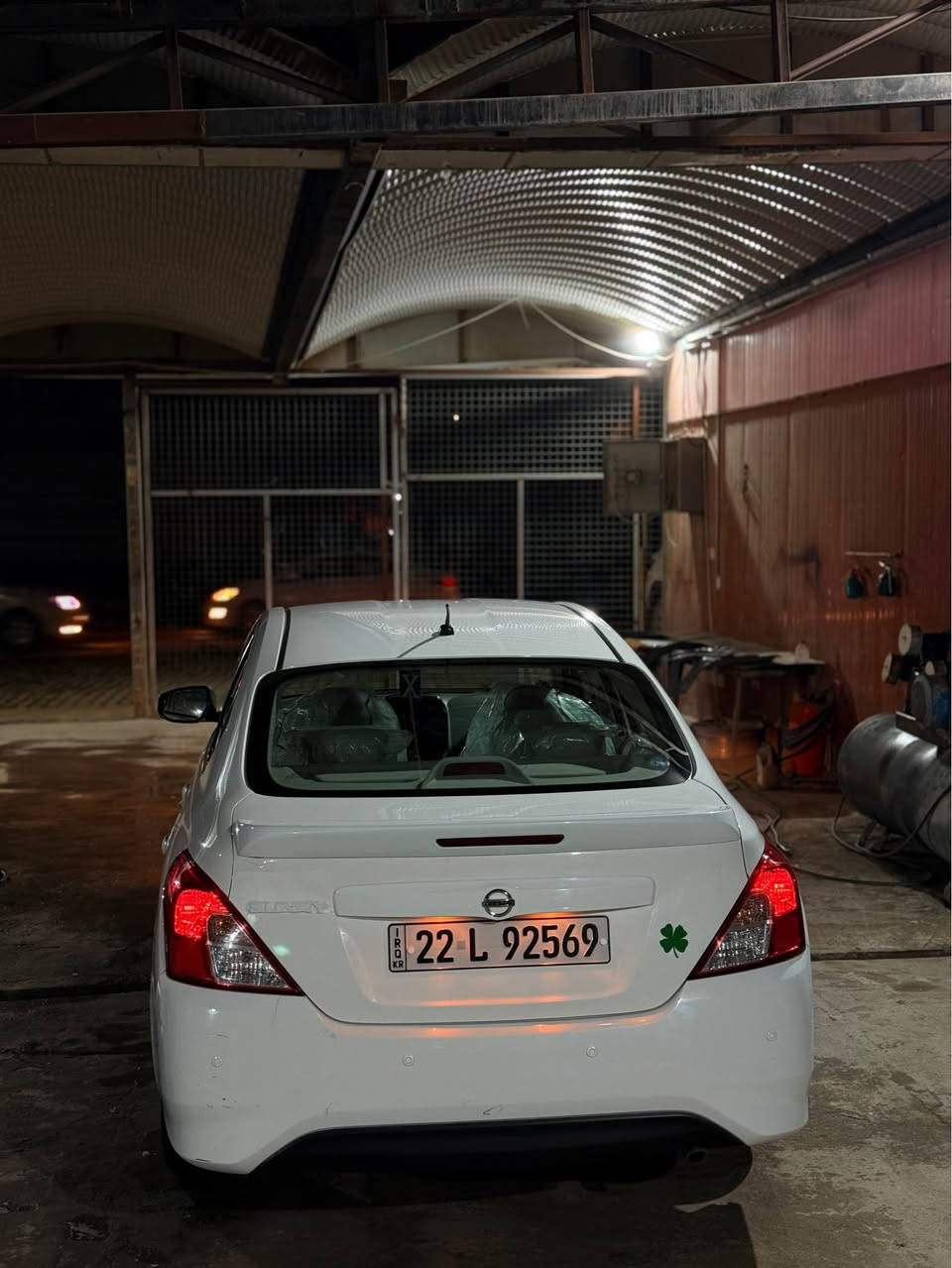 السلام عليكم للبيع نيسان سني موديل 2025 رقم اربيل تريد وكاله تريد تحويل سنويه لل ٢٠٣٠
سونار مرفق بل منشور +بارد اصبعين بل جنطه 
فول مواصفات 
٤ جام كهرباء 
اشاير بل مري 
شاشه وكامره اصل 
تبريد قطعتين 
تحكم ستيرن جهتين 
ماشيه ٢٨ الف وقابله للزياده 
سياره بحاله الوكاله جديده كلش استخدام شخصي 
مكاني بل نجف 
سعرها ١١٨ ورقه بيها مجال حك الجيه فقط 
***********
حسين الاسدي النجف, العراق
