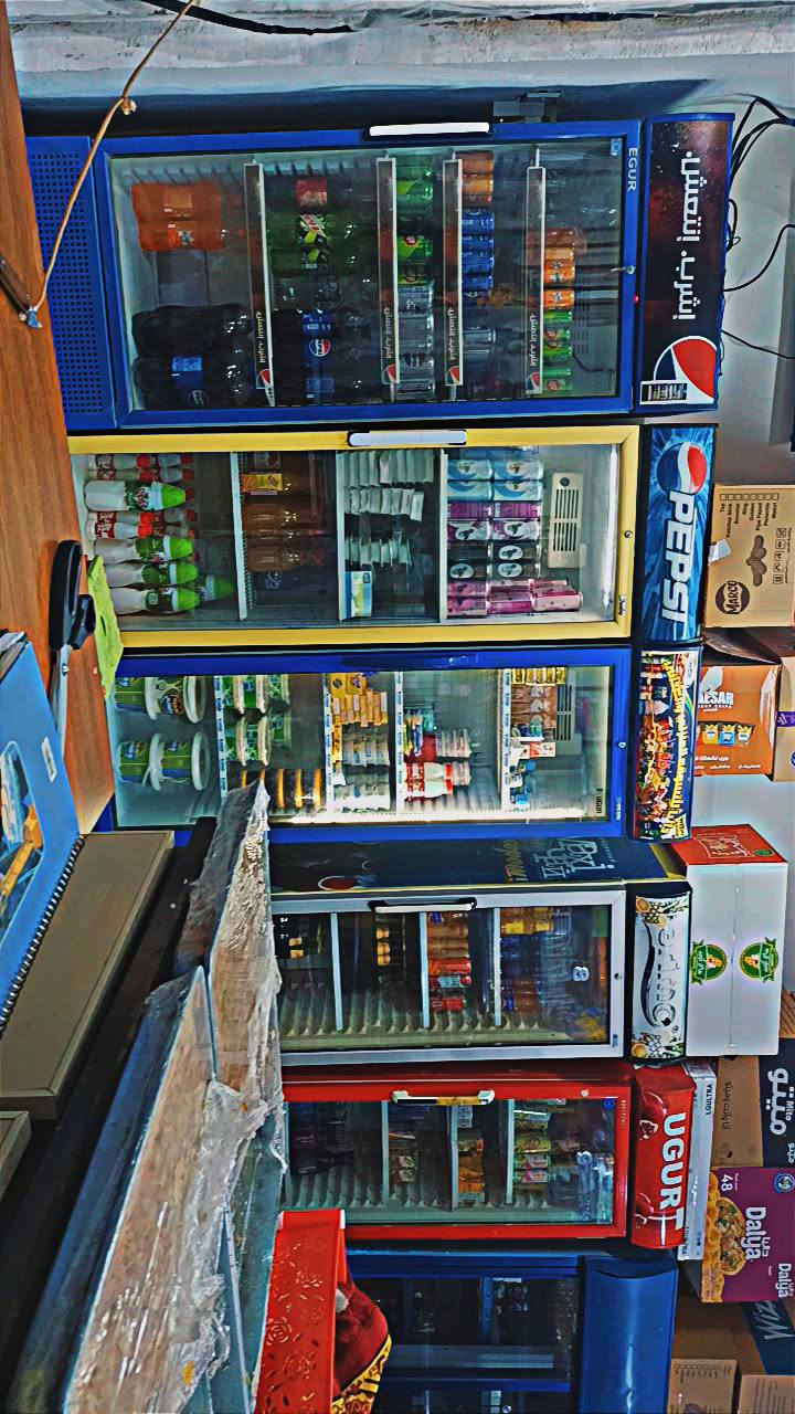 متاح اسواق للبيع برادات عدد5
2منهم دبل عارظه+مجمده+سبلت كنتوري+كومفيره رفوف خير من الله مثل مواظح بلفيديو للبيع كل بدون مفرد 
رقم لهاتف ‏‪***********‬‏
