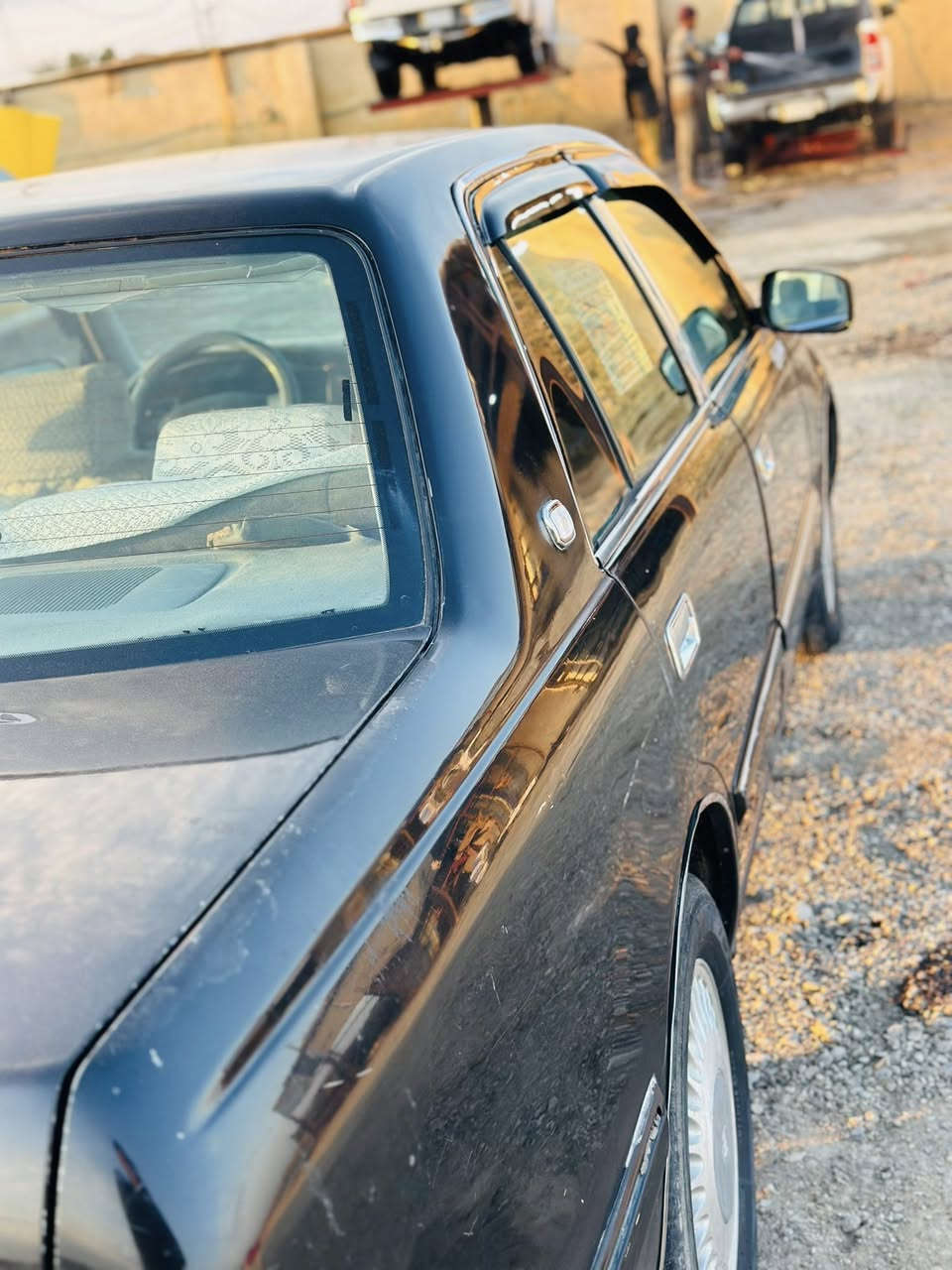 السلام عليكم
سياره راس ثور تكم للبيع 
اللون اسود غير محدد
مكفوله من العيب الشرعي والكص ونقل جثه والگلبه 
مكينه جديده توني شادها صار اسبوع فيفتي 2500  كير شرط الفحص 
رقم دولي بغداد مشروع وطني 
سنويتها تنتهي ب 2030 
تبريد شغال حدادية تخم تاير 

المكان ذي قار الفهود 
رقم الهاتف ***********
