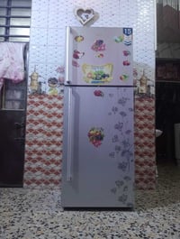 ثلاجه ٢٢ قدم • نظيفه جدا • توصيل