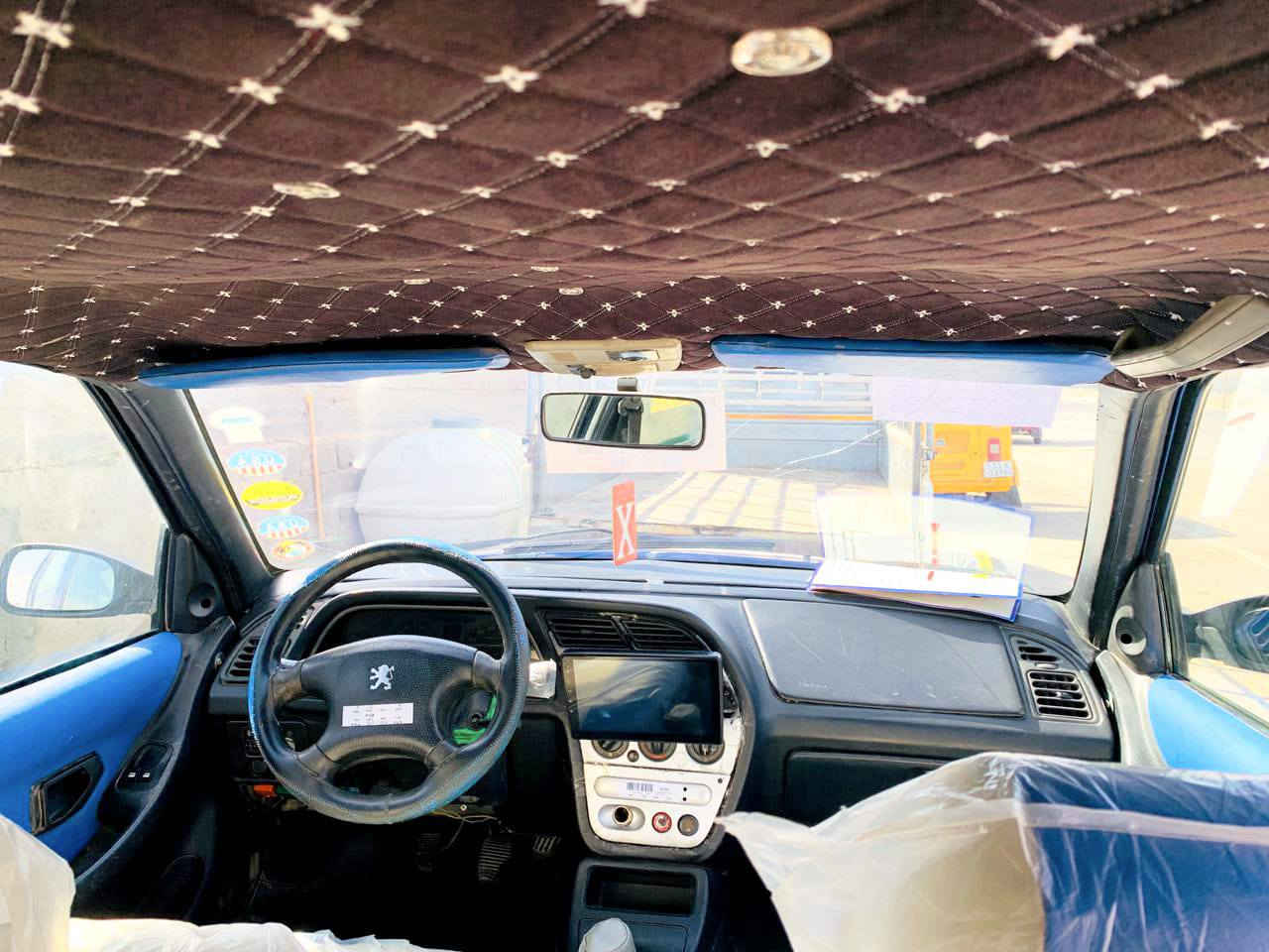 السلام عليكم بيجو فرنسي 2002سياره جاهزه سنويه لل2028 مصبوغه عام جماليه تخم تاير خط ابيض وتخم ويل جدد شاشه سنترلك مكينه كير تبريد كله مكفول دوشمه جديده السعر 34وبيها مجال مكاني شعب نهايه الفروتات ***********
