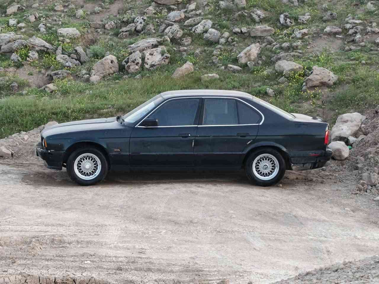 سيارا بيم البيع او مروسه  موديل 1991 سيار حاهز رقم اربيل بطاق بنيزين ويا علوان كركوك سعر 60بي مجال رقم موبيل ***********
