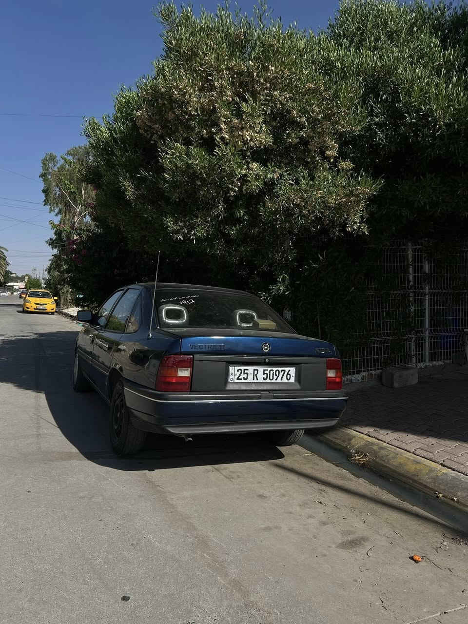 أوبل فكتوا للبيع نضيفة موديل 91بيها بس هلالات معمره بدون ضرر صبغ عام مشروع وطني سنوية جديدة تنتهي 2030السعر 47وبيها مجال للاتصال ***********
