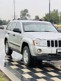 🧿جيب كراند شيروكي 2006 lmited رقم بغداد نكليزي هزه وسنوية جدد فول مواص...