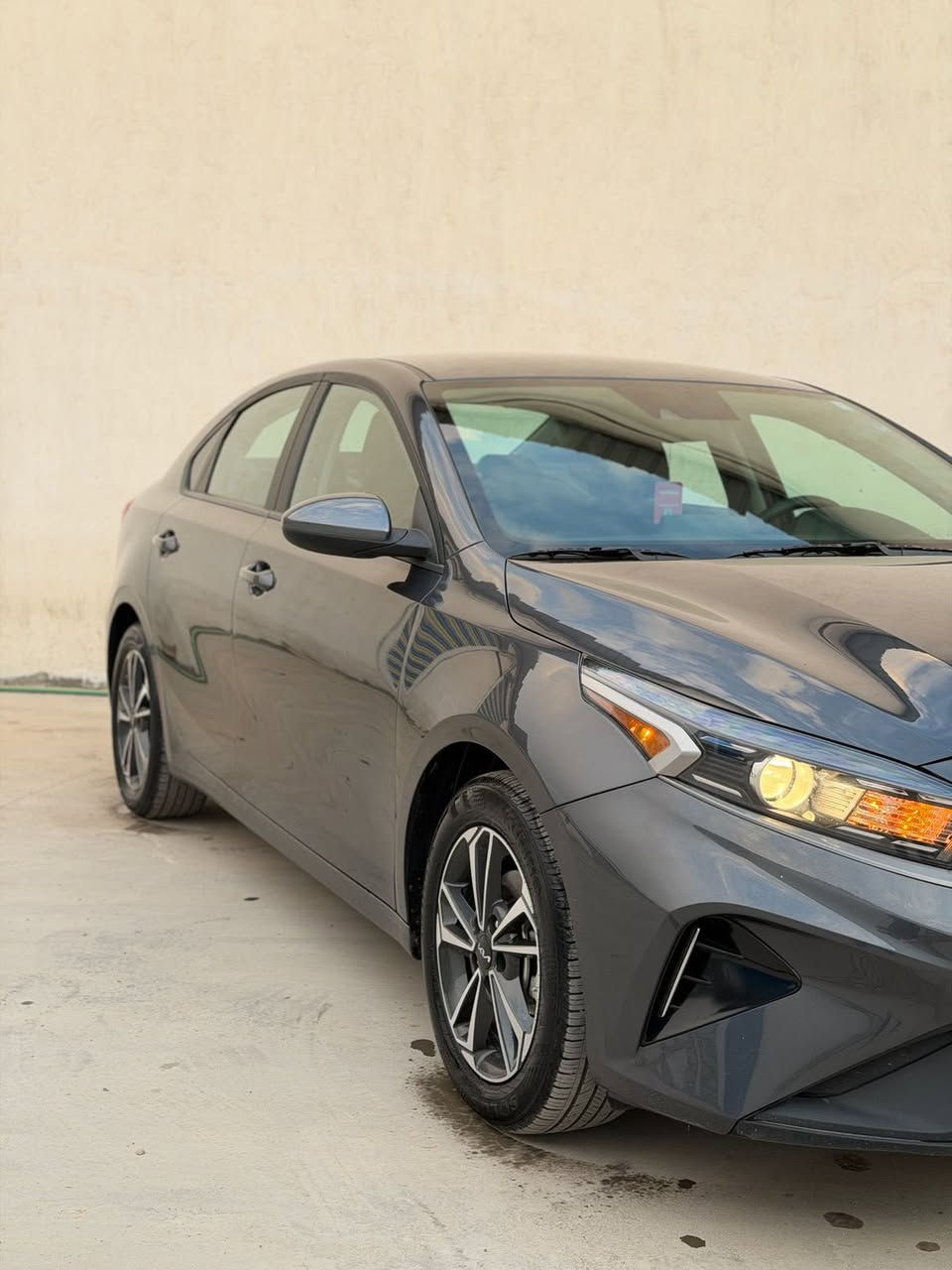 فورتي 2024
السلام عليكم فورتي 2024 حادث جانبي قطعتين صبغ
ماشية 18 الف بجم وخلفي كبس
مواصفات نص فول 
ويل كب 
شاشة كبيرة
تحكم استيرن
كاميرا امامية
كاميرا خلفية دوارة
3 وضعيات قيادة
قيادة ذاتية
مكينة 2000 دوش المرغوب

السعر 153
مكاني بغداد. چكوك
واتساب او اتصال/ ***********
