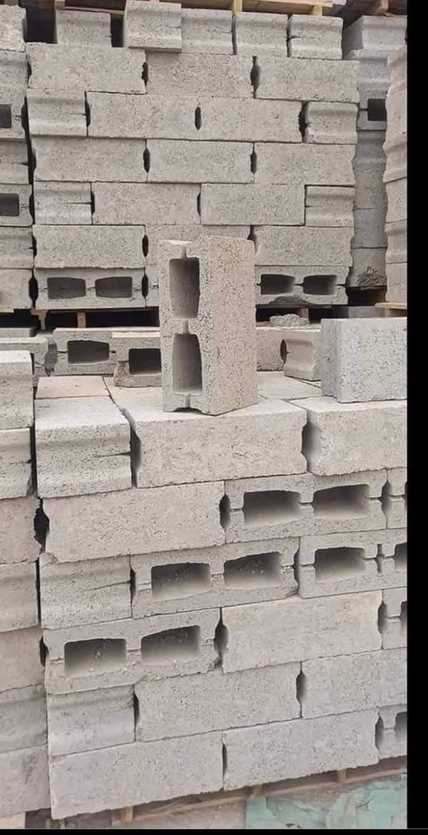 شركة فهد كركوش
ثرمستون وطنيه 330
ثرمستون شمس 325
ثرمستون حوشان 320 
ثرمستون بلد السلام 315 
بلوك صناعيه ابو20 650
بلوك جويبد 600 
بلوك صناعيه ابو15 600
طابوك اصفر بغداد 180
يوجد كرين النقل وتصعيد المواد
***********
*********** 
البصرة   ساحه سعد
