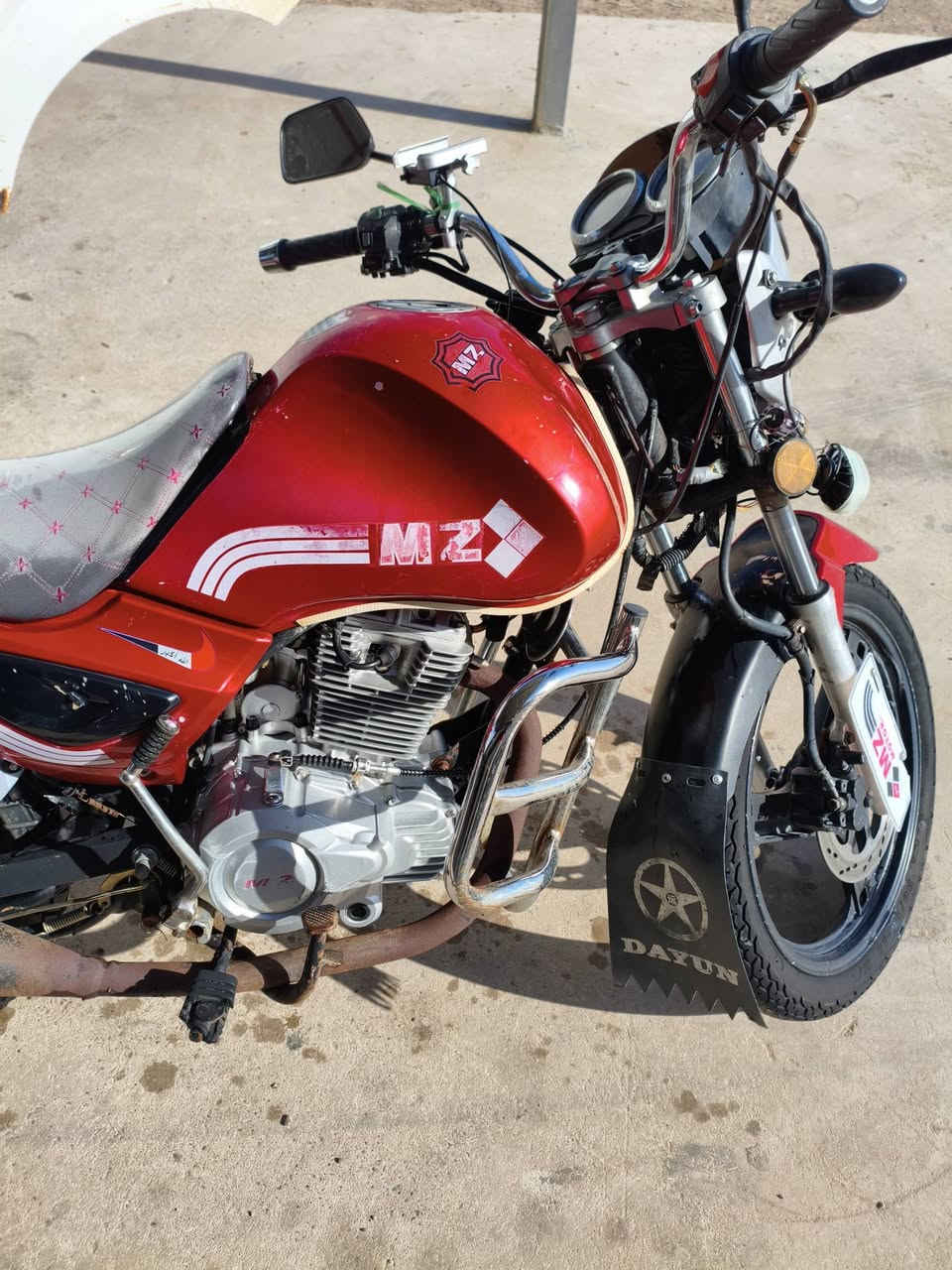 سلام عليكم امزت للبيع محرك200 المكان الدجيل الشهابي السعر 700 وبيه مجال شي قليل اتصل وتدلل مابيه اي عيب ***********
