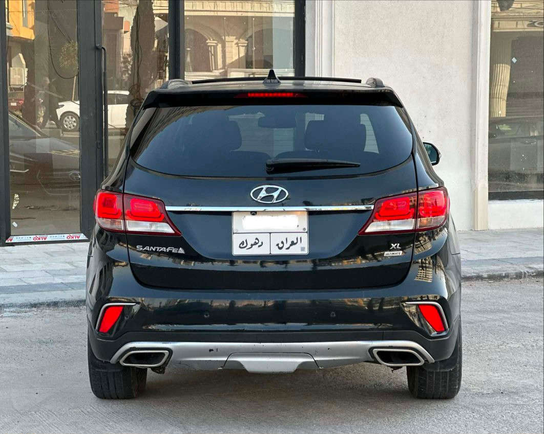 🚙 للبيع – هيونداي سنتافي جراند 2018 (فل كامل)  
وارد امريكا 
✔️ محرك 6 سلندر – 3.3 لتر
✔️ فل كامل (Full Option)
✔️ الممشى: 90 ألف ميل
✔️ محرك وكير بحالة ممتازة (شرط)
✔️ إيرباق سليم
📌 الملاحظات:
🔹 بيها بوند + ربع جملوغ
🔹 السيارة بشكل عام نظيفة
💰 السعر: 166 (سعر مناسب وقابل للنقاش)
📞 للتواصل: ***********
📩 للجادين فقط.
