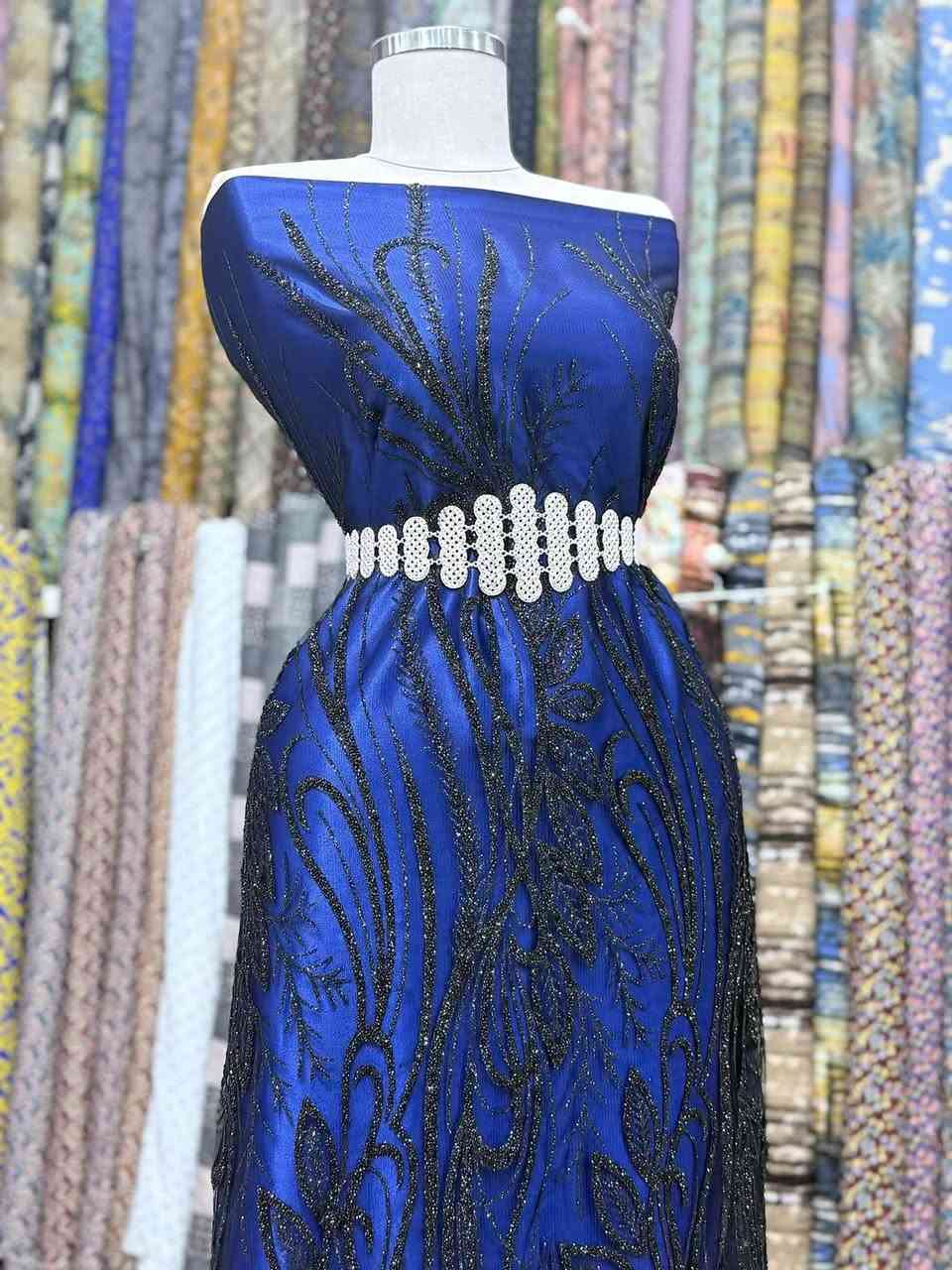 يتوفر لدينا تول وبدلات عرايس 
يوجد توصيل جميع محافظات العراق 
تواصل واتساب ***********
