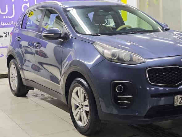 سلام وعليكم البيع 
سبورتج خليجي مواصفات كوريه
ضرر 3 قطع جاملغات خلفيه والباب الخلفي عكس السائق
تبريد قطعتين امامي خلفي
بطارية جديدة
تخم تاير جديد كامل
رقم انكليزي جديد شمالي
موديل 2017
سنويه بااسمي
سعر السيارة 135 ورقة
للاستفسار التواصل على الرقم
***********
