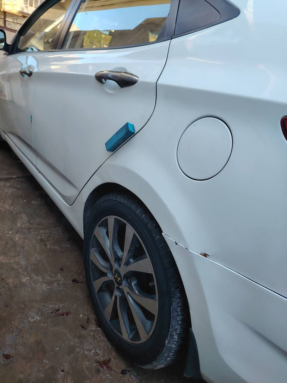 اكسنت موديل ٢٠١١ بلو فول رقم بغداد دولي باسمي
فول مواصفات

فتحة سقف

شاشة و كاميرا دوارة

خمس تجاوي

ويل كاب ١٦

كير محرك مكفولات

حجم المحرك 1600 قطرتين المرغوب

كهربائيات بلادية

تدفئة تبريد

صدر ٧٠ ٪

تخم تاير

ماشية ١٦٢ حقيقي

سيارة بيها قطعتين وبارد

العنوان بغداد الكرخ السعر ٩٦ بيها مجال 

***********
