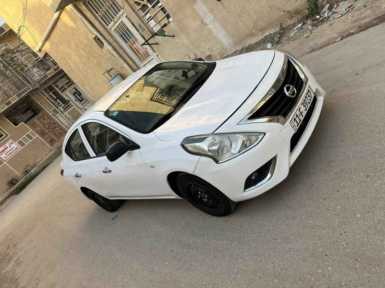 سلام عليكم للبيع نيسان صني هندي موديل ٢٠مكفوله من الصبغ بيه تبديل باب السايق  السياره جديده وكله على وضع الشركه وبالعافيه علياخذه جاهزه علا آخر حبايه السعر ٩٣وبيه مجال للاستفسار ***********مكاني كربلاء
