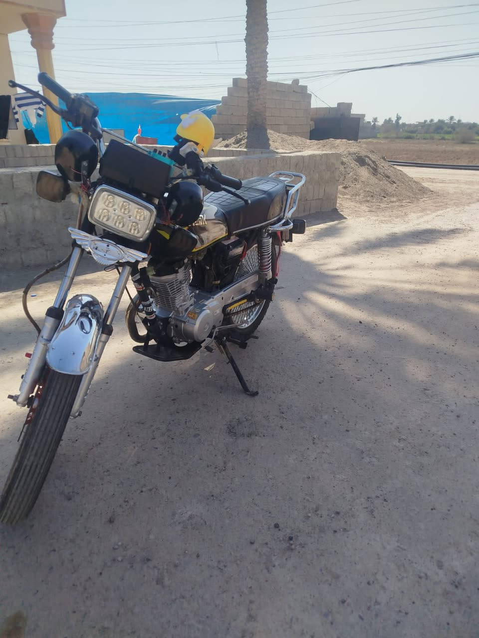 السلام عليكم
تايكر 24
نضافه كدام العين 
محرك شرط ماممدوده عليه سبانه
كهربائيات كلها شغاله
السعر 575 وبي مجال 
اني مكلف بلنشر 
صاحب الدراجه ***********
